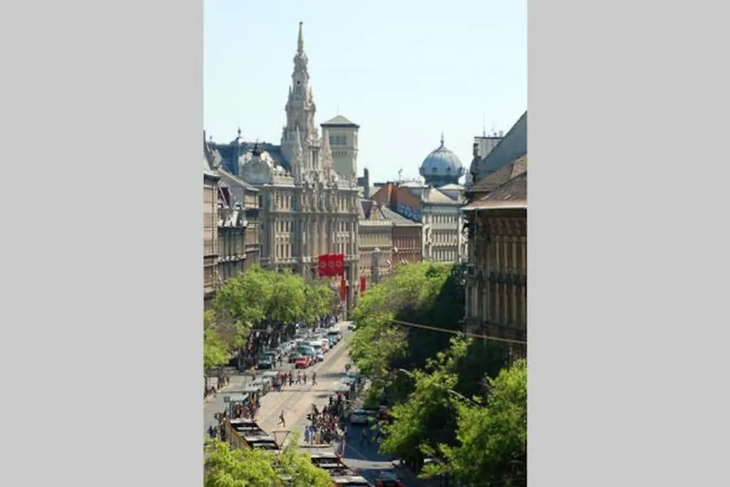 City Central Apartments 2 Next To New York Cafe Budapest